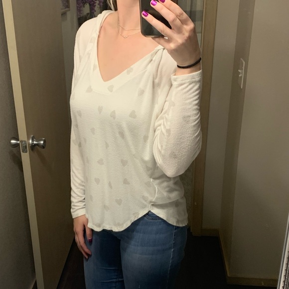 Lucky Brand Small Hooded Heart Top - Picture 10 of 11